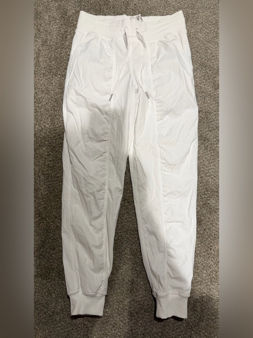 GT-0244 lululemon White Dance Studio Mid Rise Lined Joggers Size 6