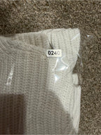 GT-0240 Free People White Cotton V Neck Bell Sleeve Knit Sweater