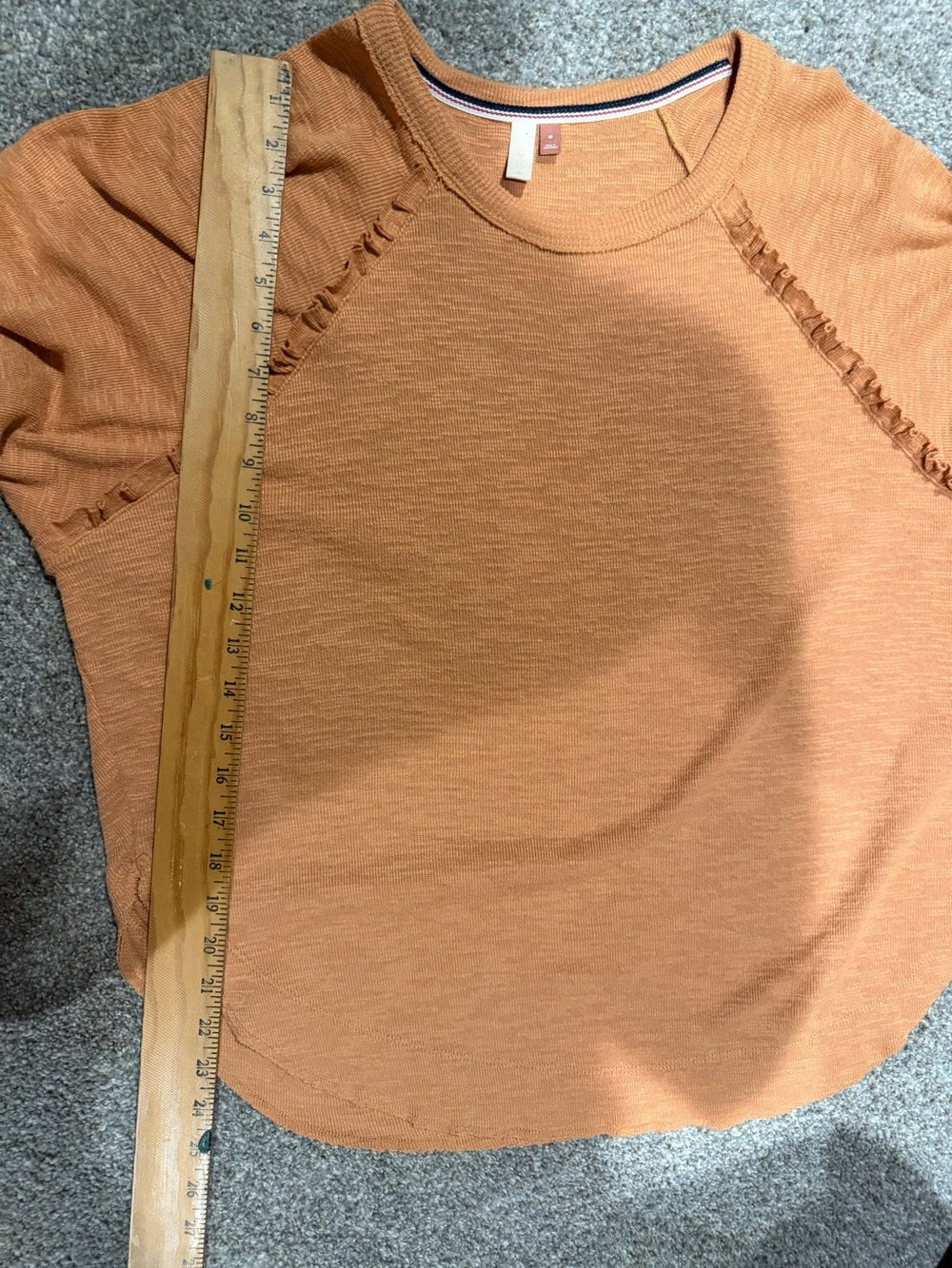 GT-0242 Pilcro Anthropologie Rust Orange Ruffle Knit Top M Boho