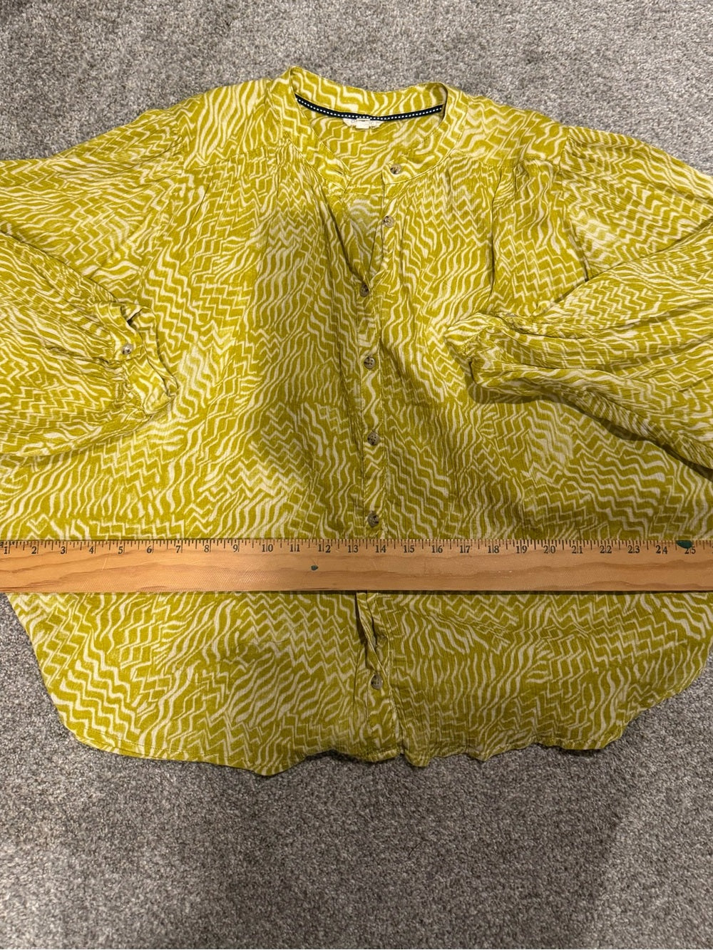 GT-0243 Pilcro Anthropologie Yellow White Printed Button Front Blouse M