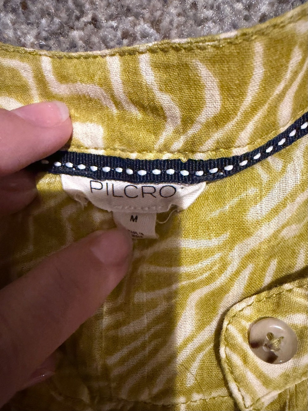 GT-0243 Pilcro Anthropologie Yellow White Printed Button Front Blouse M
