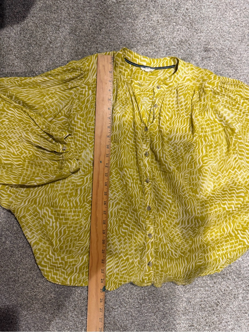 GT-0243 Pilcro Anthropologie Yellow White Printed Button Front Blouse M