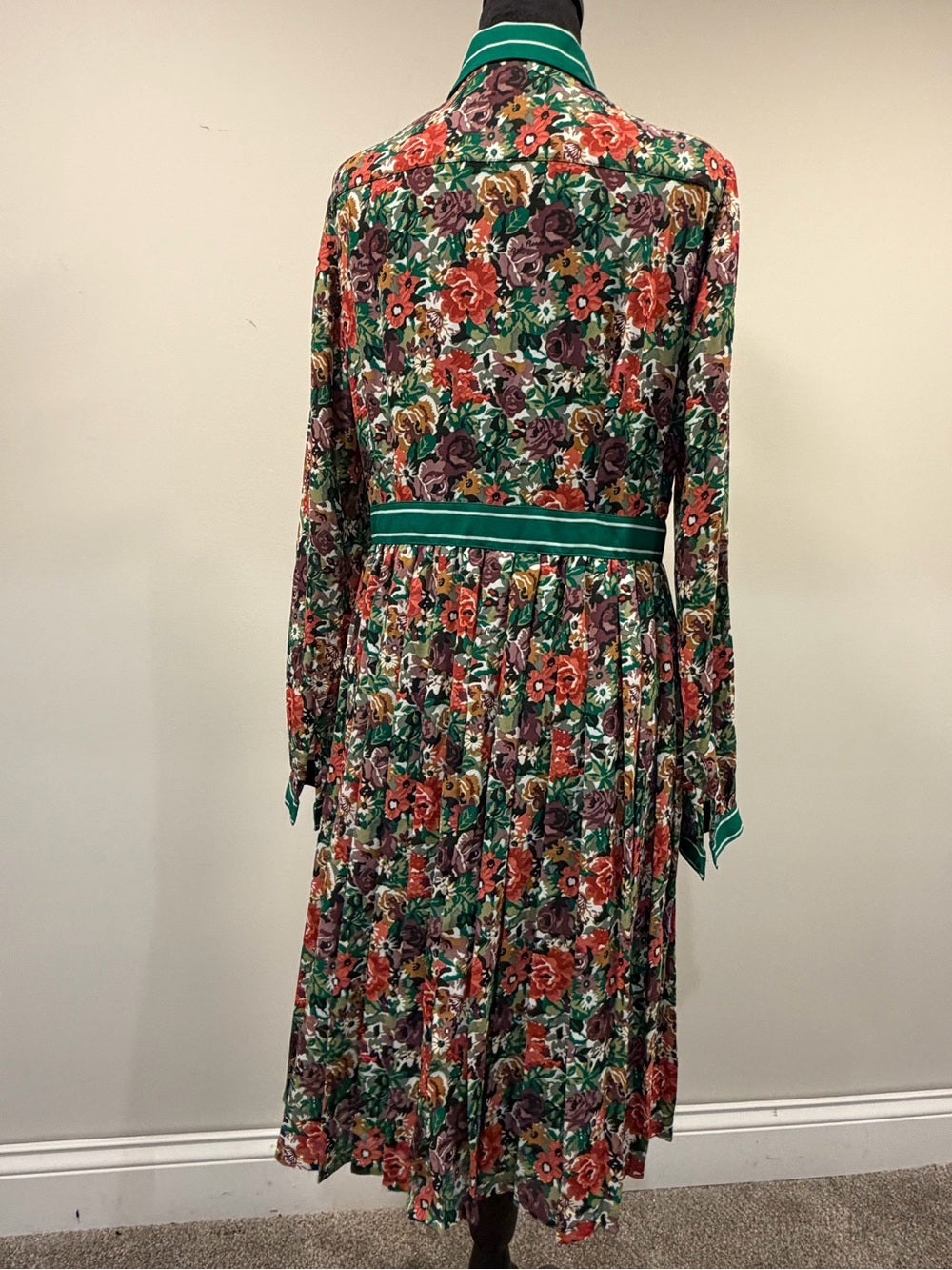 GT-0253 Brooks Brothers Red Fleece Floral Midi Shirt Dress Green Trim Size 8