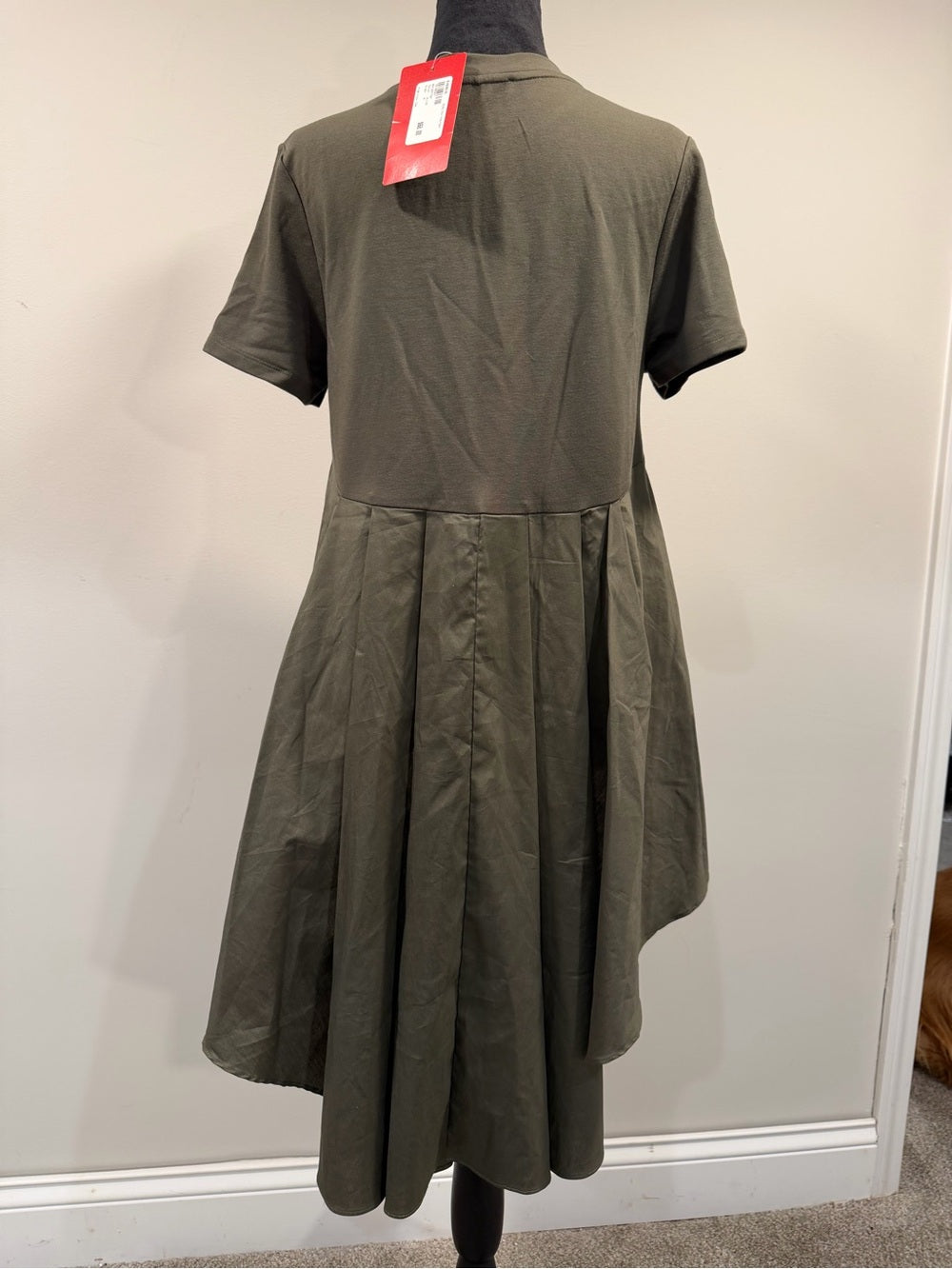 GT-0225 English Factory Olive Green High Low Mixed Media Tunic Top M NWT