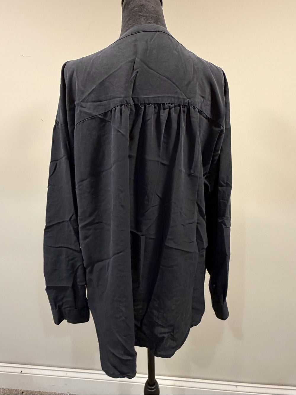 Madewell Black Split Neck Long Sleeve Blouse M Gathered Back GT-0214