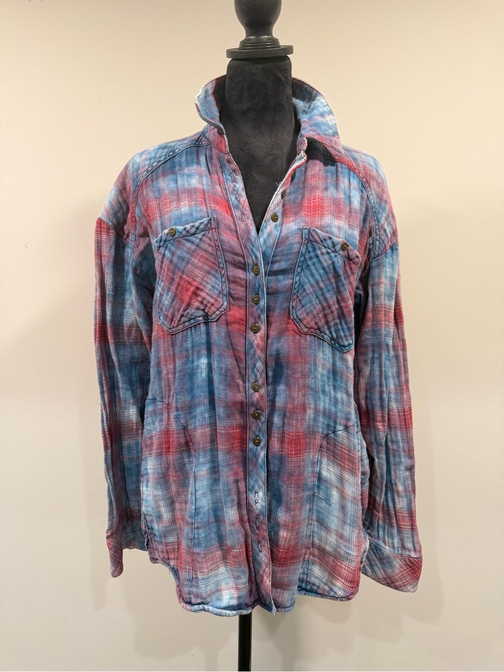 Free People Plaid Button Down Shirt Blue Red Distressed Boho S GT-0267