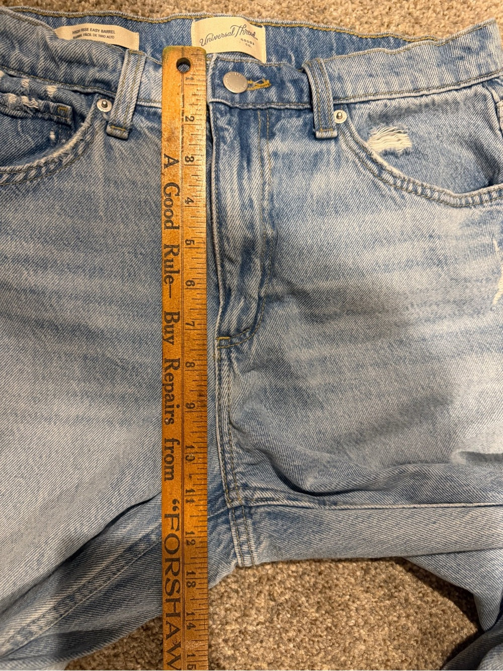 Universal Thread High Rise Easy Barrel Jeans Light Wash Distressed 8 GT-0269