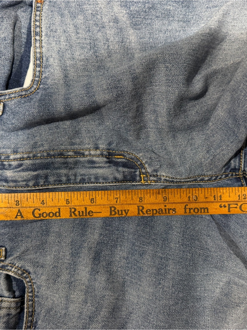 Universal Thread Boyfriend Jeans Patchwork Denim Raw Hem Straight Leg GT-0271