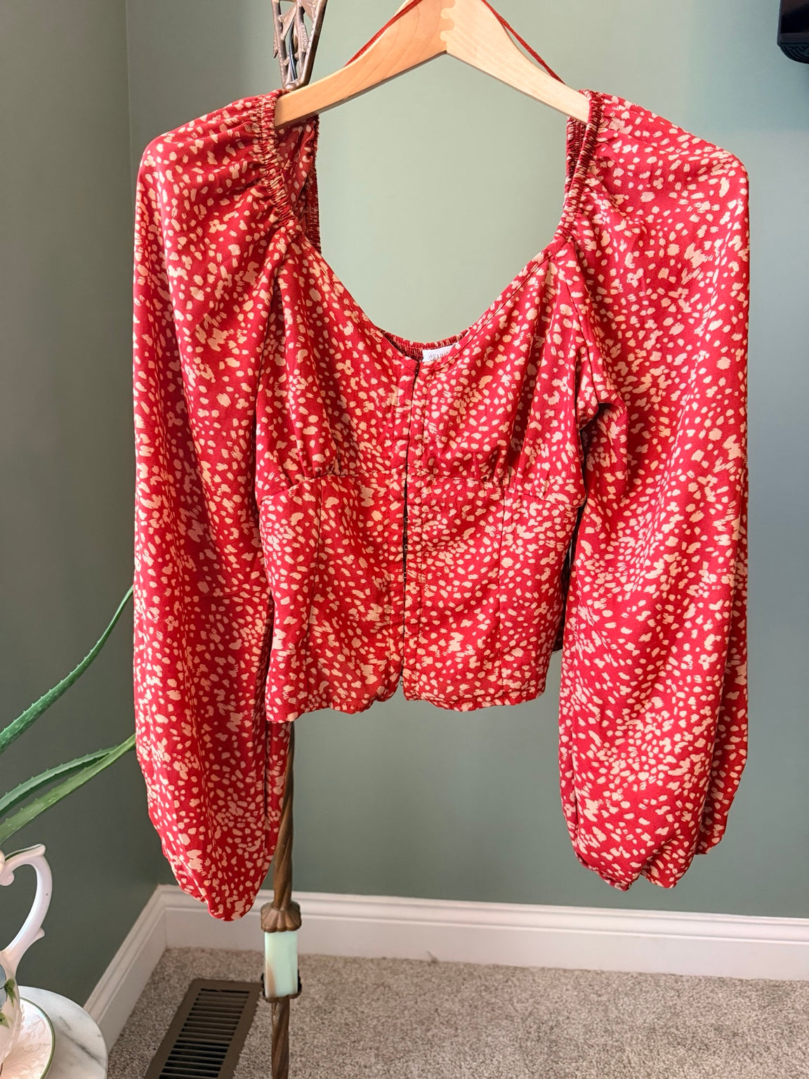 Sienna Sky red cream print smocked corset puff sleeve blouse front