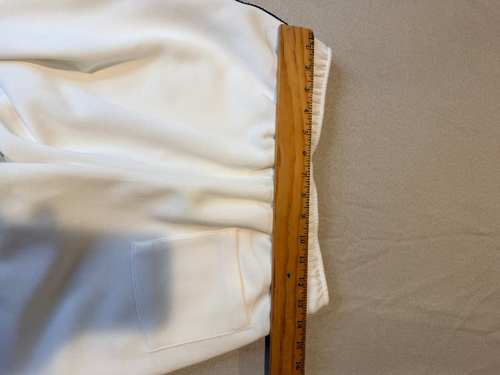Tahari white drawstring shorts size S/P rise measurement